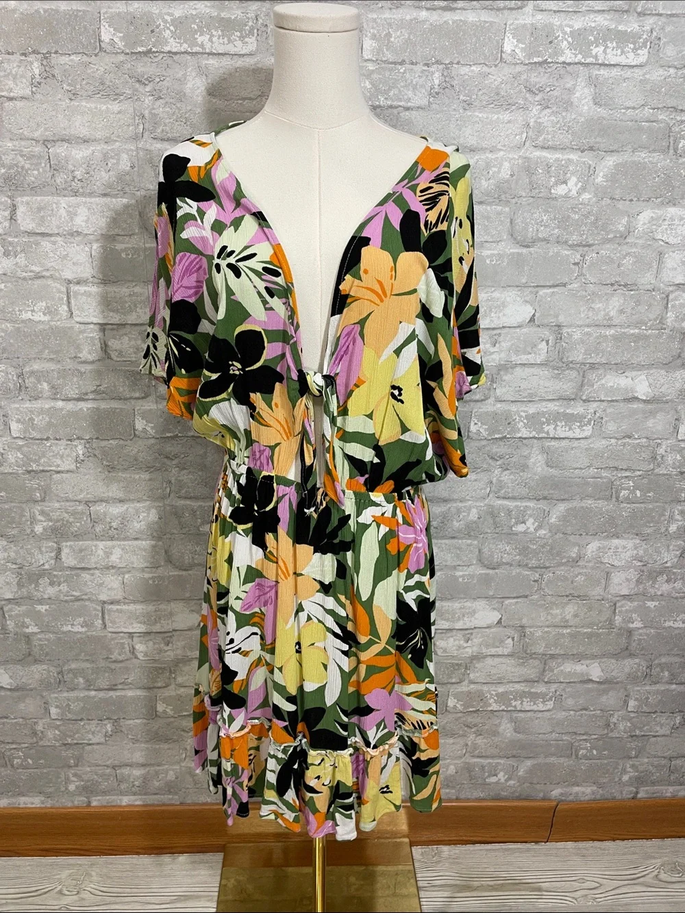 Cupshe Marlen Floral Ruffle Tie Front Dress - Picture 1 of 7